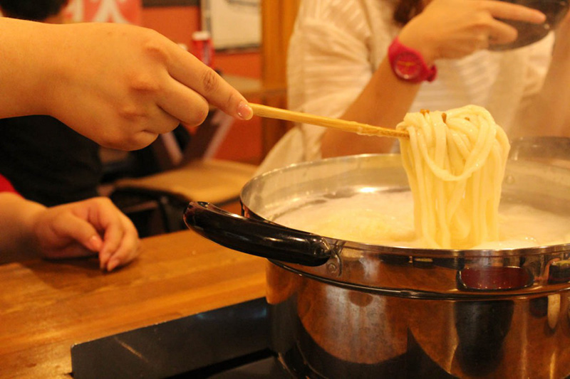 うどん打ち体験！中野うどん学校